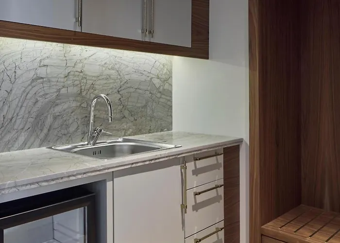 Concorde Tower & Casino Hotel Nicosie