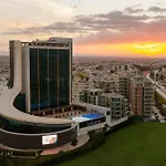 Otel Concorde Tower & Casino 5*
