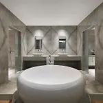 Concorde Tower & Casino Otel 5*