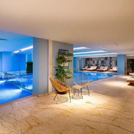 Concorde Tower & Casino מלון ניקוסיה