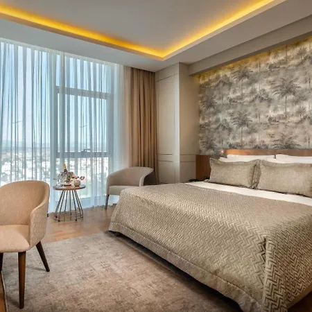 Concorde Tower & Casino מלון 5*