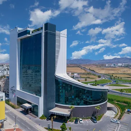 酒店 Concorde Tower & Casino