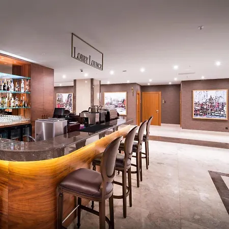 Concorde Tower & Casino 5* ניקוסיה