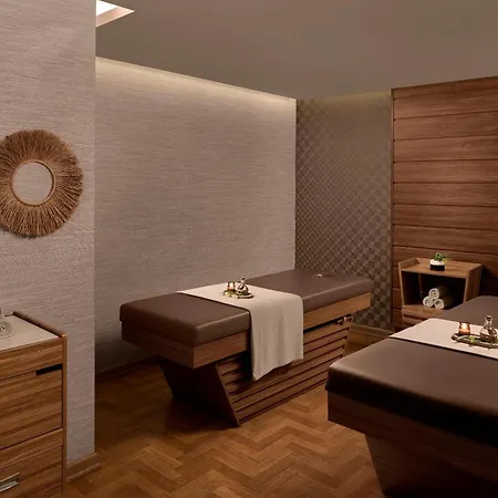 Concorde Tower & Casino Otel 5*