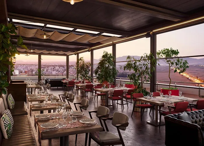 Отель Concorde Tower & Casino