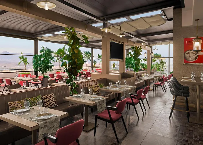 Concorde Tower & Casino Отель