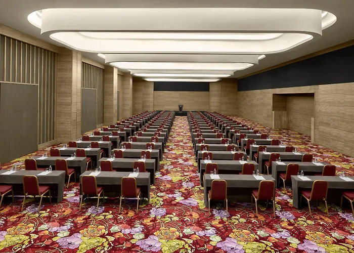 Concorde Tower & Casino Отель 5*