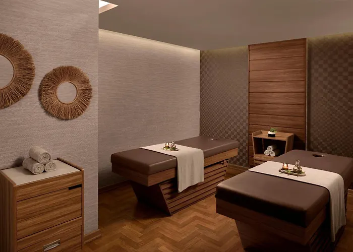 Concorde Tower & Casino Отель 5*