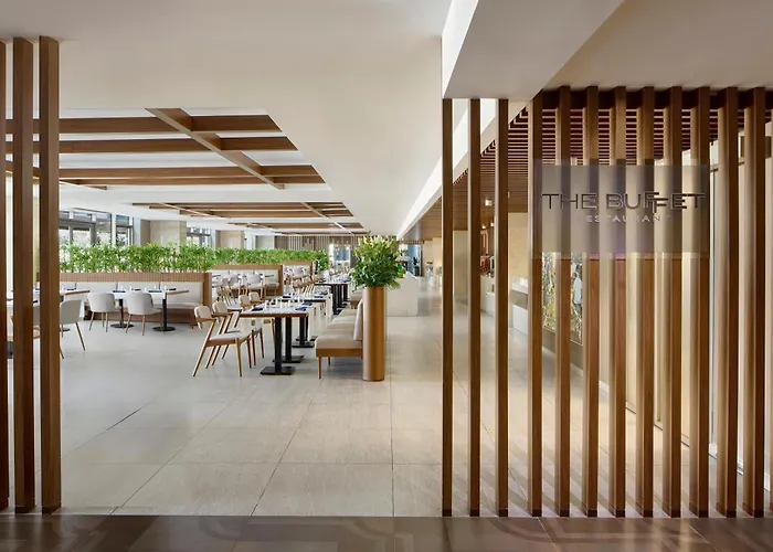 Concorde Tower & Casino Hotel 5*