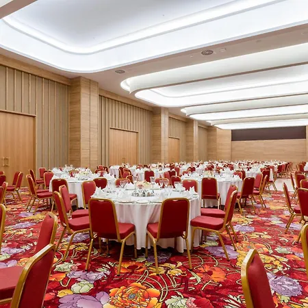 Concorde Tower & Casino Hotel 5*